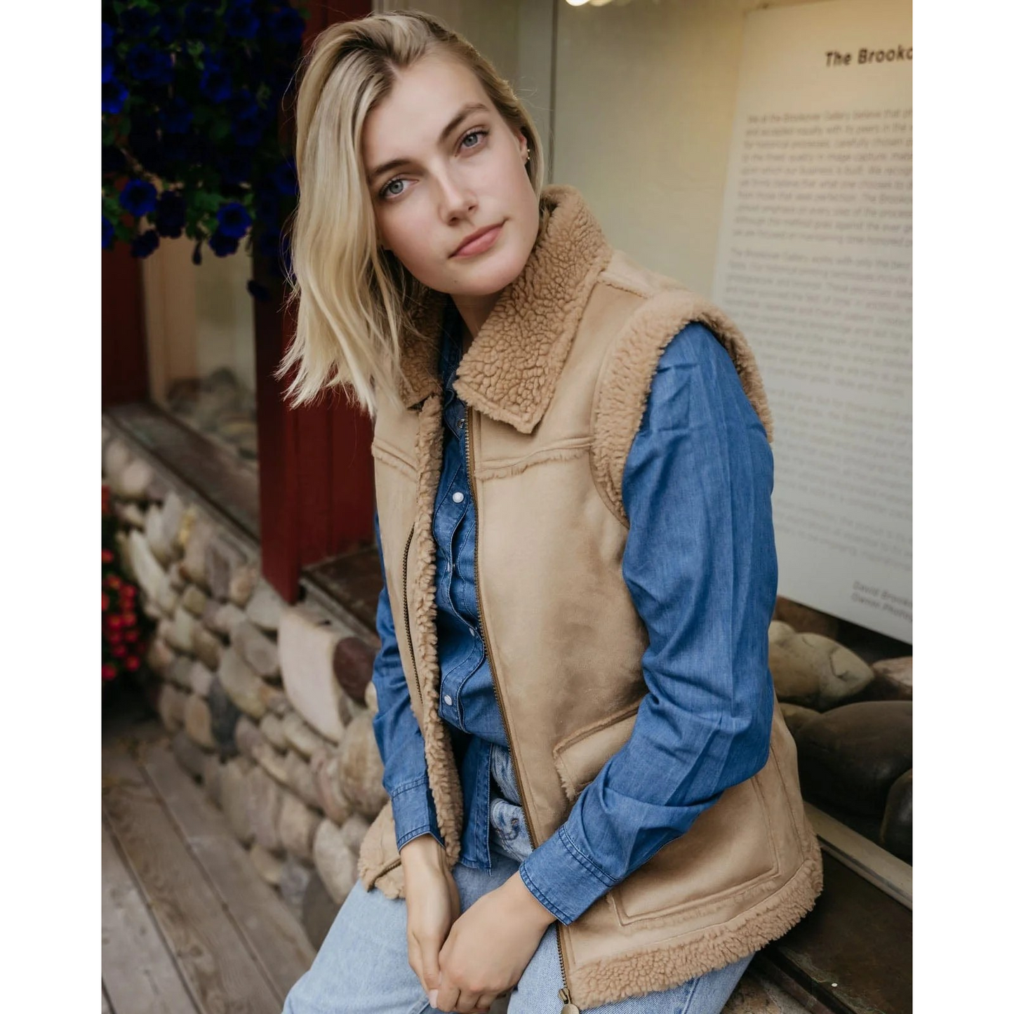 Outback Trading Women's Kimberly Vest - Tan