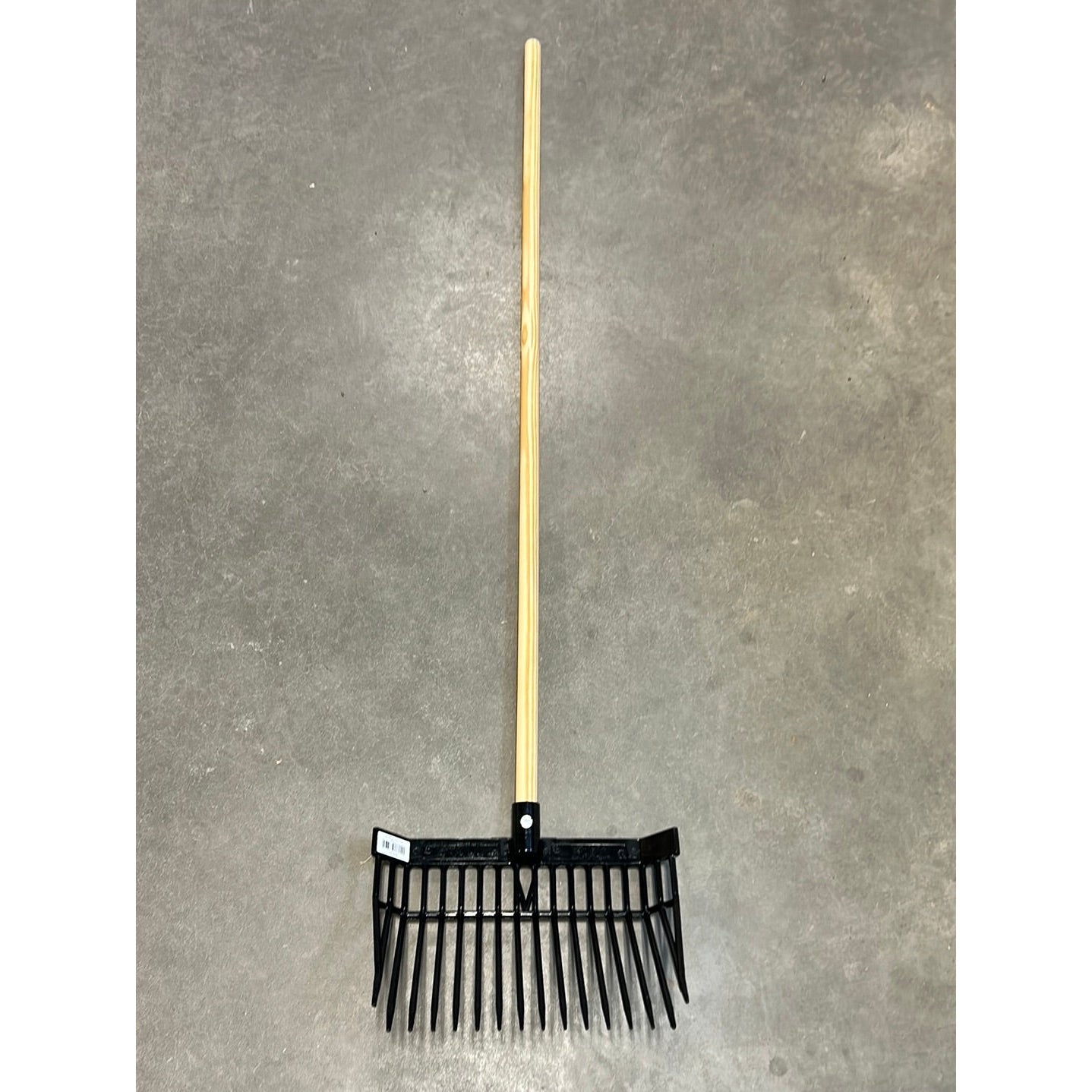 Irvines Stall Fork - Irvine Tack & Western Wear