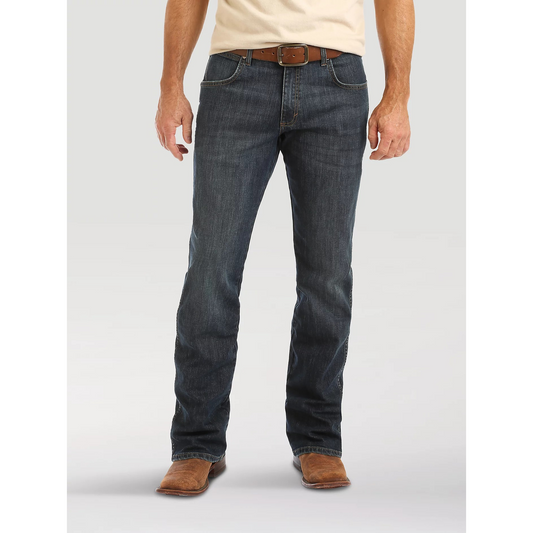 Wrangler Men's Relaxed Fit Boot Cut Jean