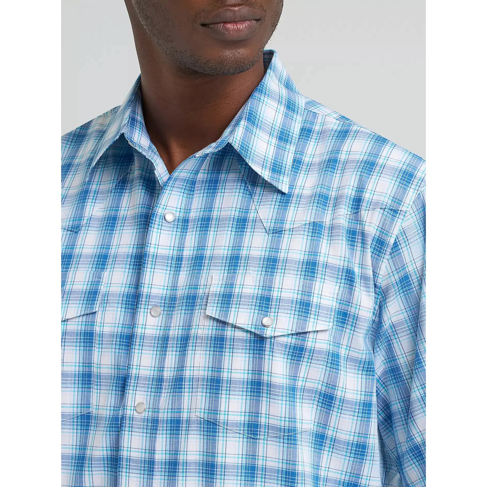 Wrangler Men's Wrinkle Resist Short Sleeve Western Snap Plaid Shirt - Seaside Blue - Irvine Tack & Western Wear