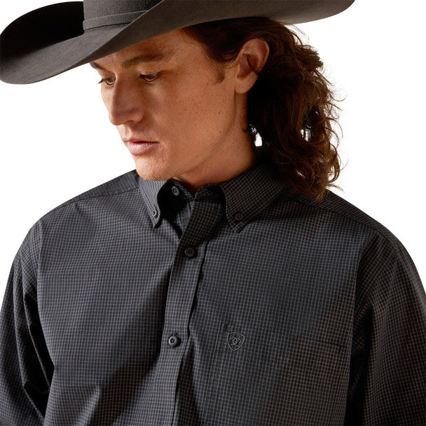 Ariat Men's Solid Thorin Fitted Long Sleeve Shirt - Black