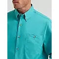 Wrangler Men's George Strait Solid One Pocket Button Down Long Sleeve Shirt - Aqua