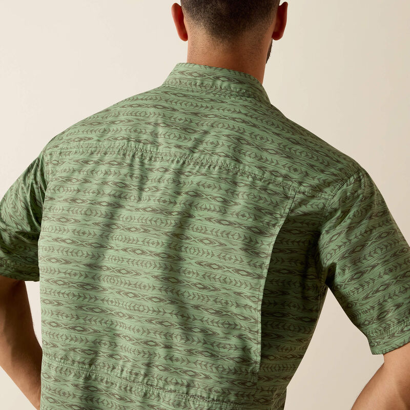 Ariat Men's Printed Venttek Outbound Short Sleeve Shirt  - Green