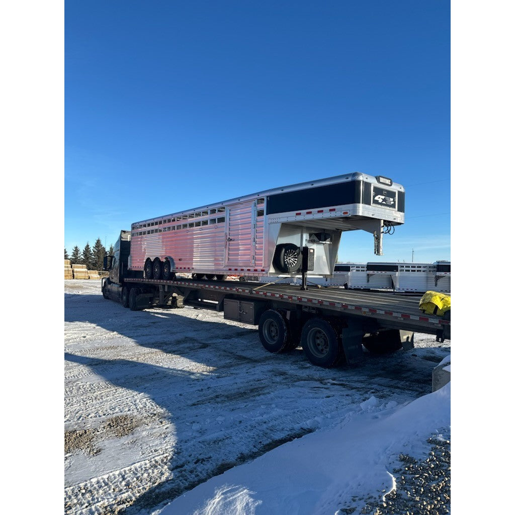 New 2025 4-Star 34' Stock Trailer