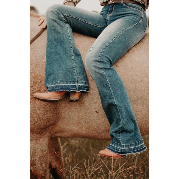 Cowgirl Couture Free Flare Jeans - Medium Wash