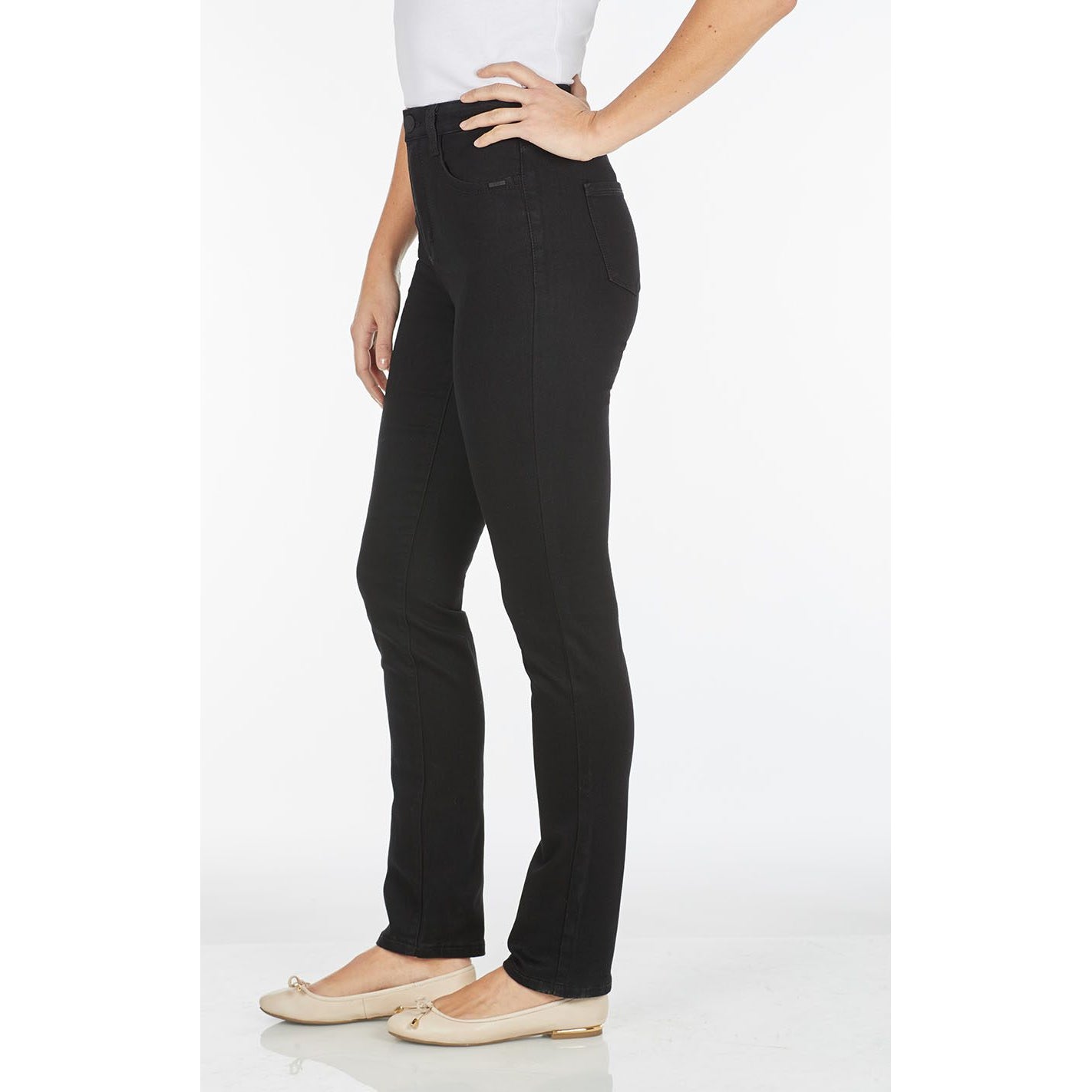 FDJ Petite Suzanne Straight Leg Jeans