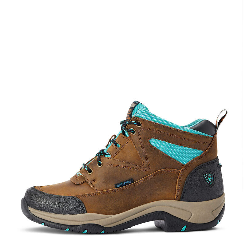 Ariat terrain pull outlet on h2o