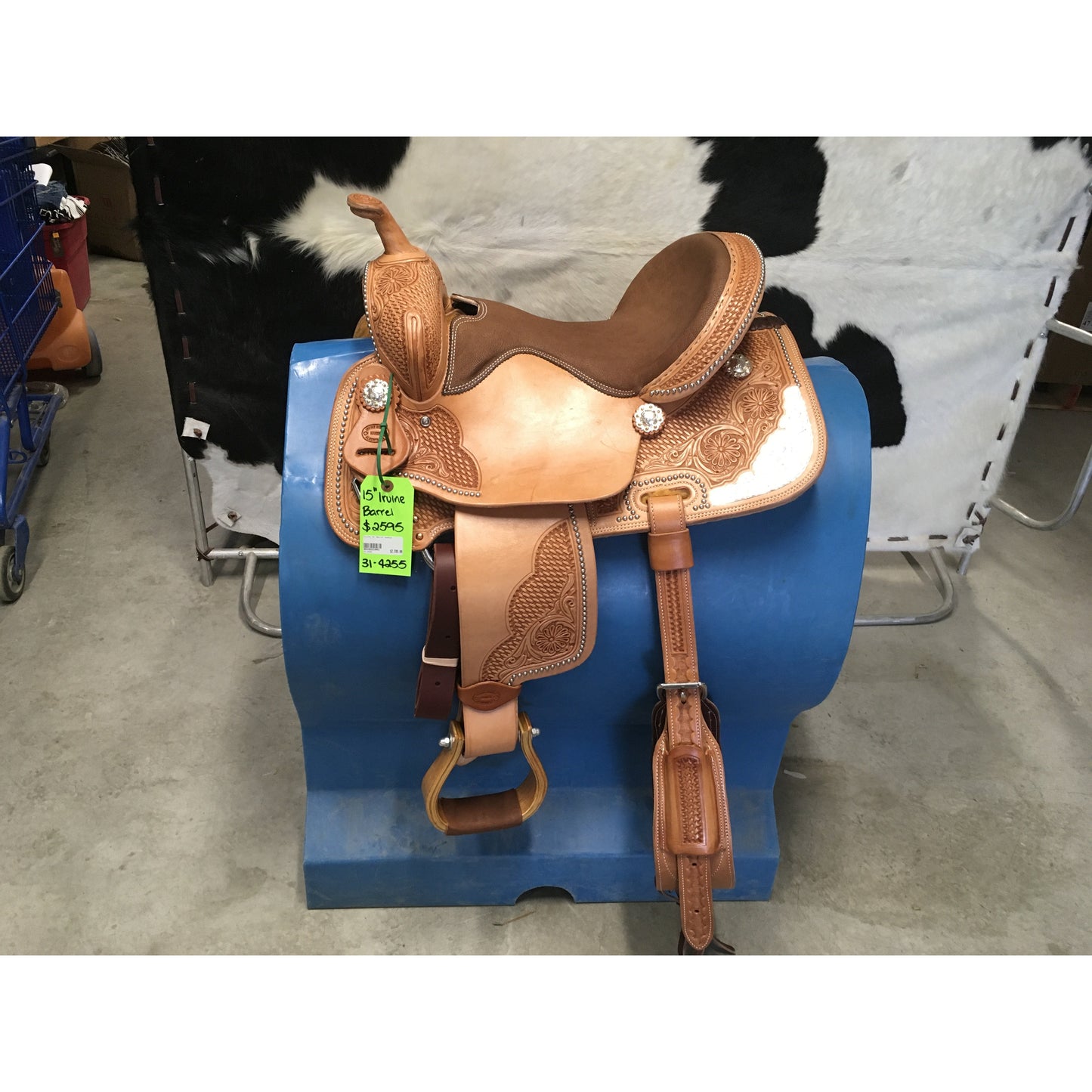 Irvine 14.5" Barrel Saddle