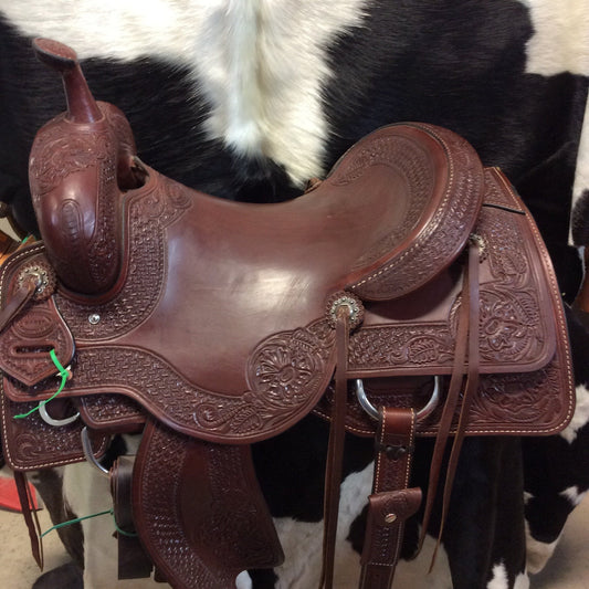 Irvine 16.5" Cutting Saddle