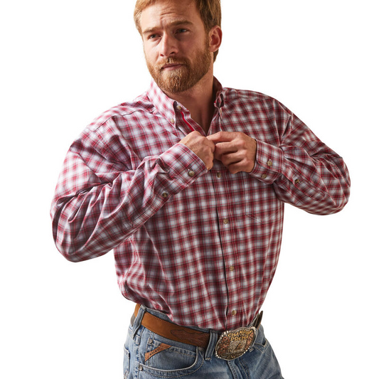 Ariat Men's Pro Nikolai Classic Fit Shirt - White/Red Plaid