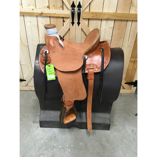 Irvine 14.5" Wade Natural Leather Barbwire Border r/o Seat/Fender