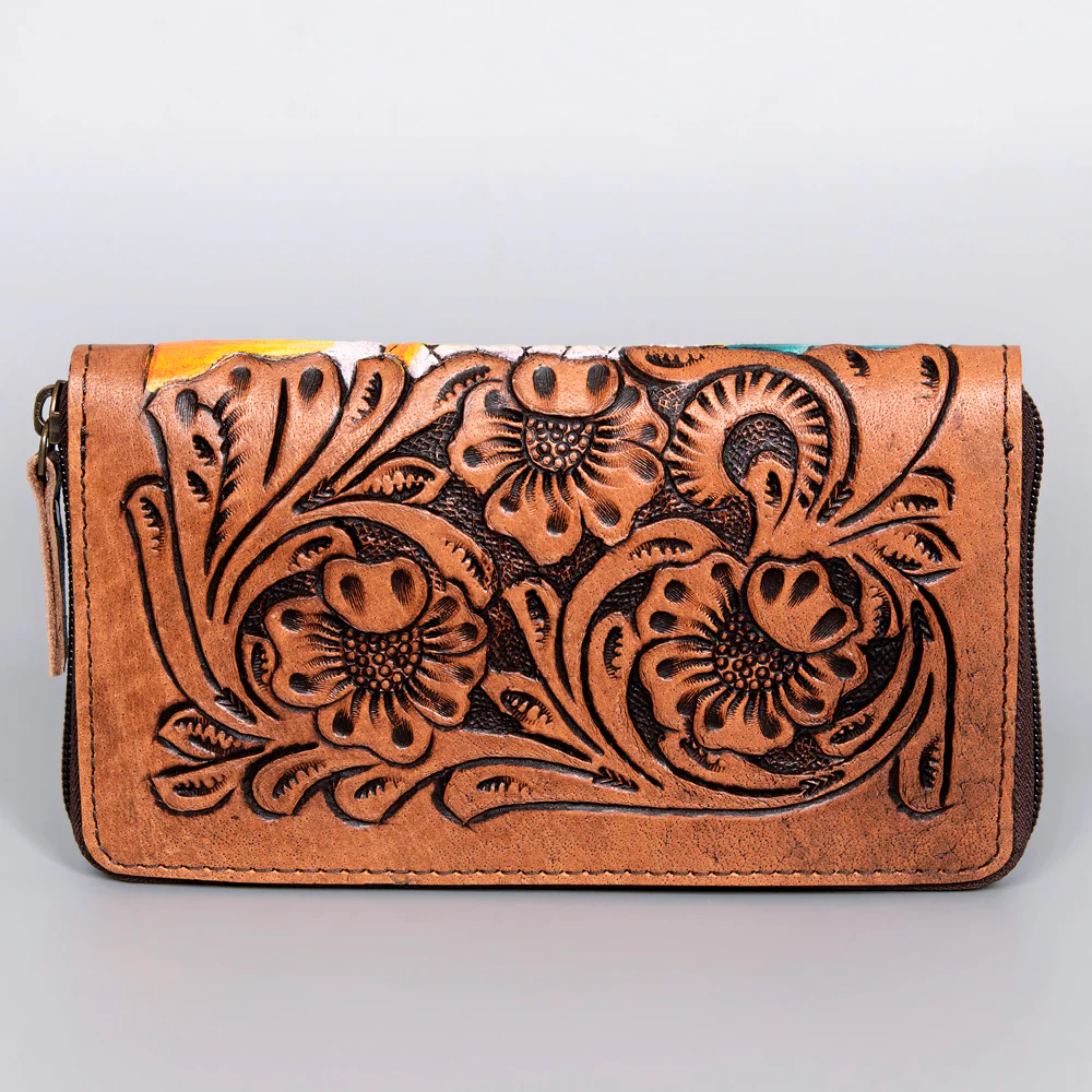 Olay Wallet -Leather With Hand Carving