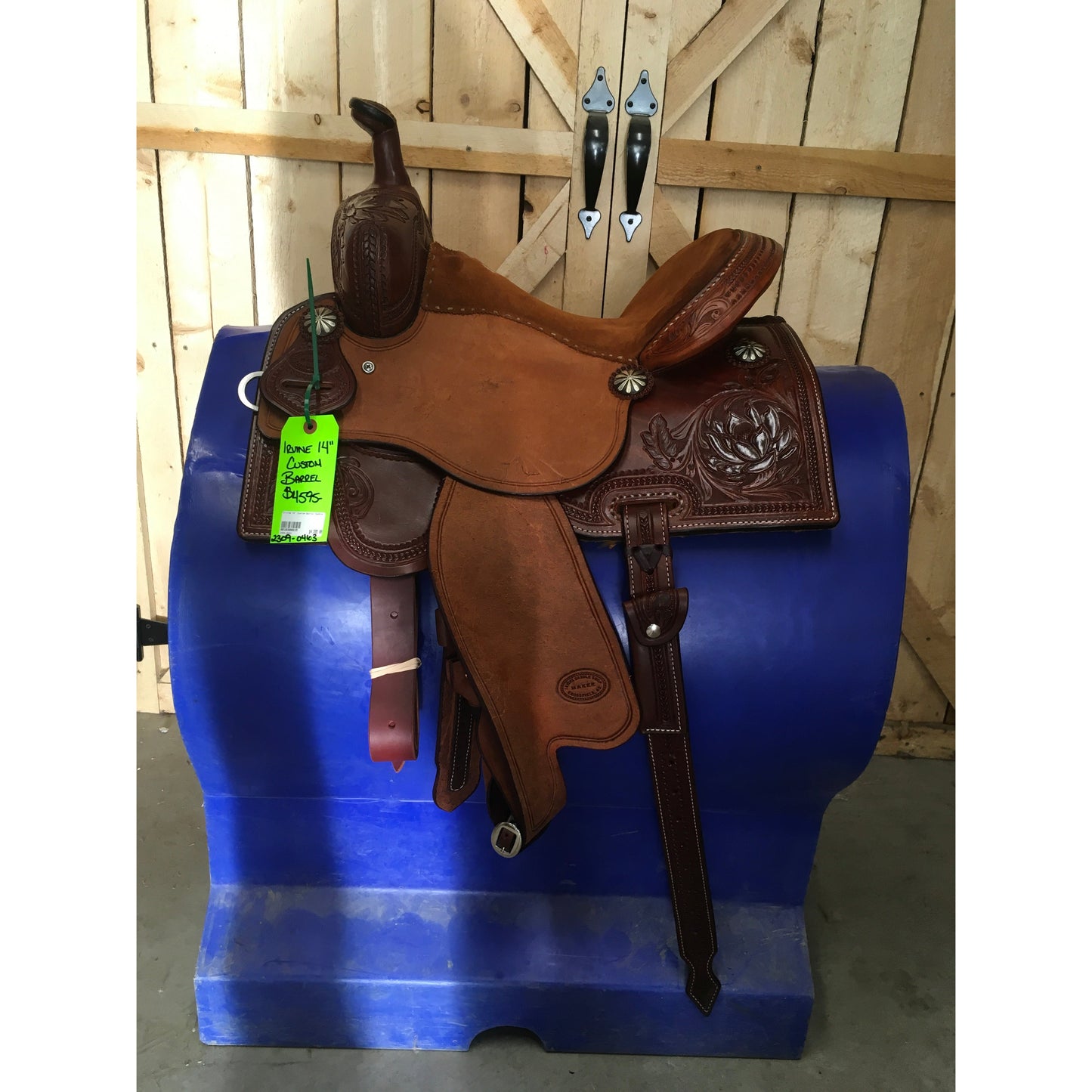 Irvine Custom 14" Barrel Saddle