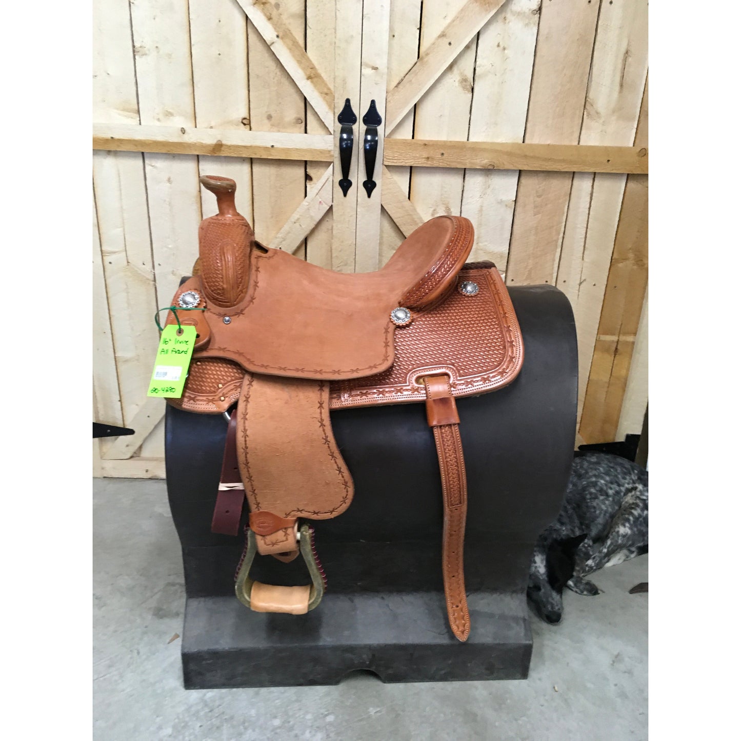 Irvine 16" All Around Basket/Barbwire r/o Seat/Fender