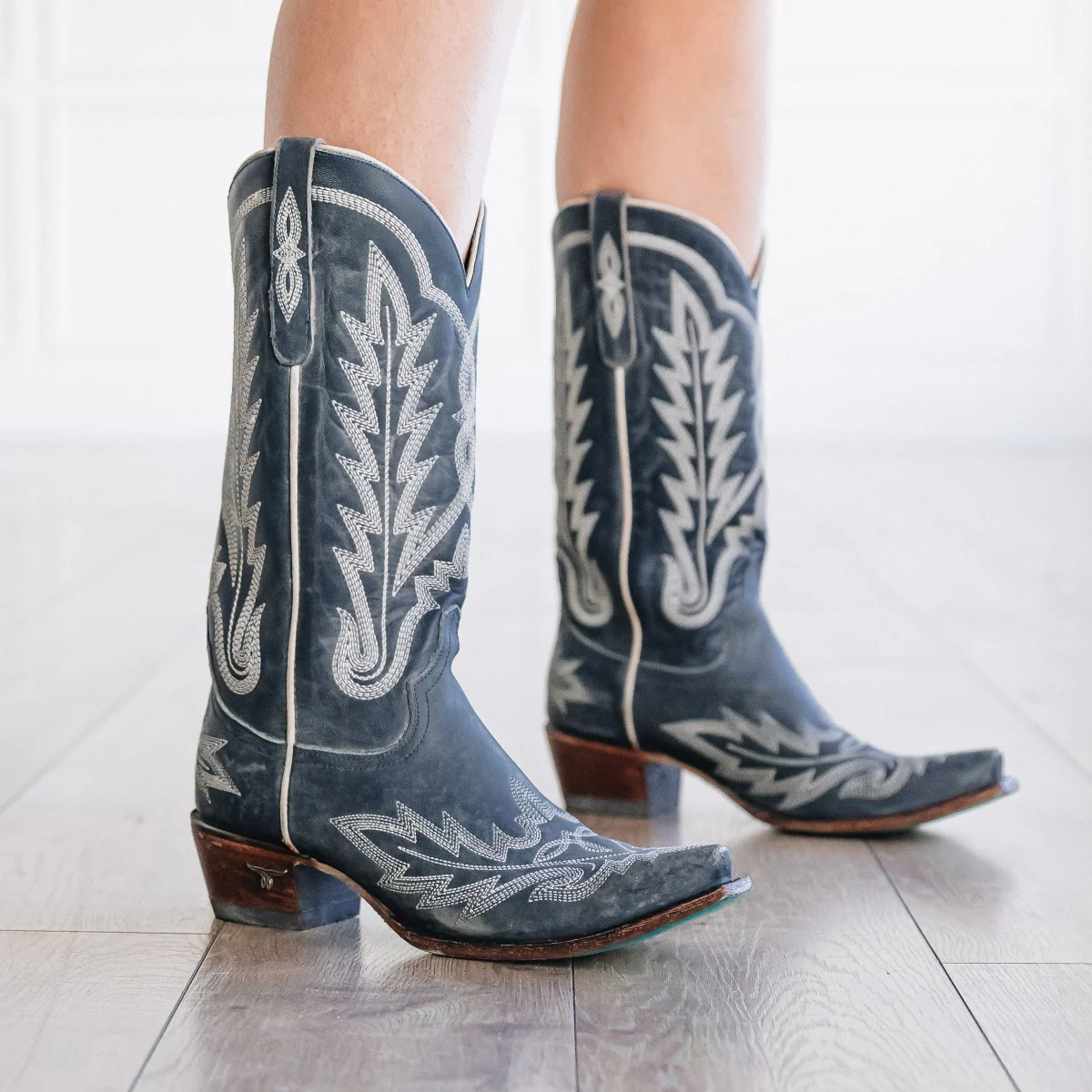 Cowboy & Western Boots - Gray - women - 127 products