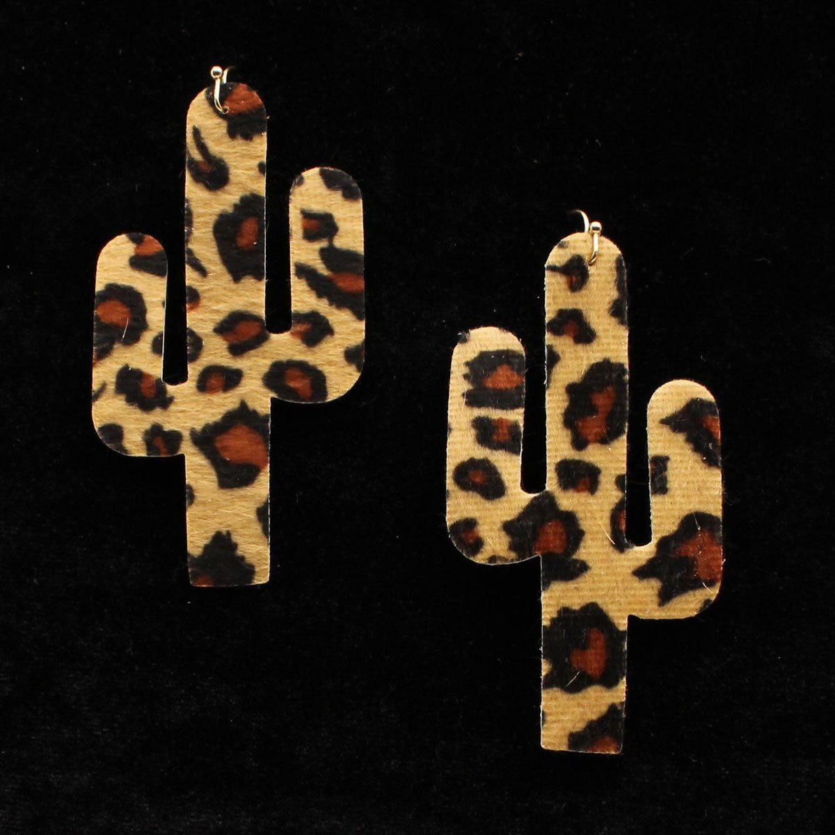 Blazin Roxx Earrings Cactus Style w/Leopard Print