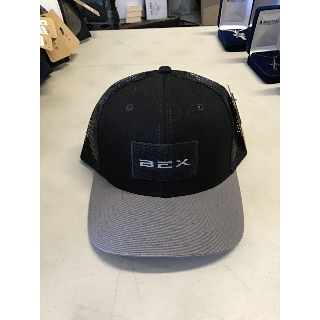BEX Steckem Black Cap