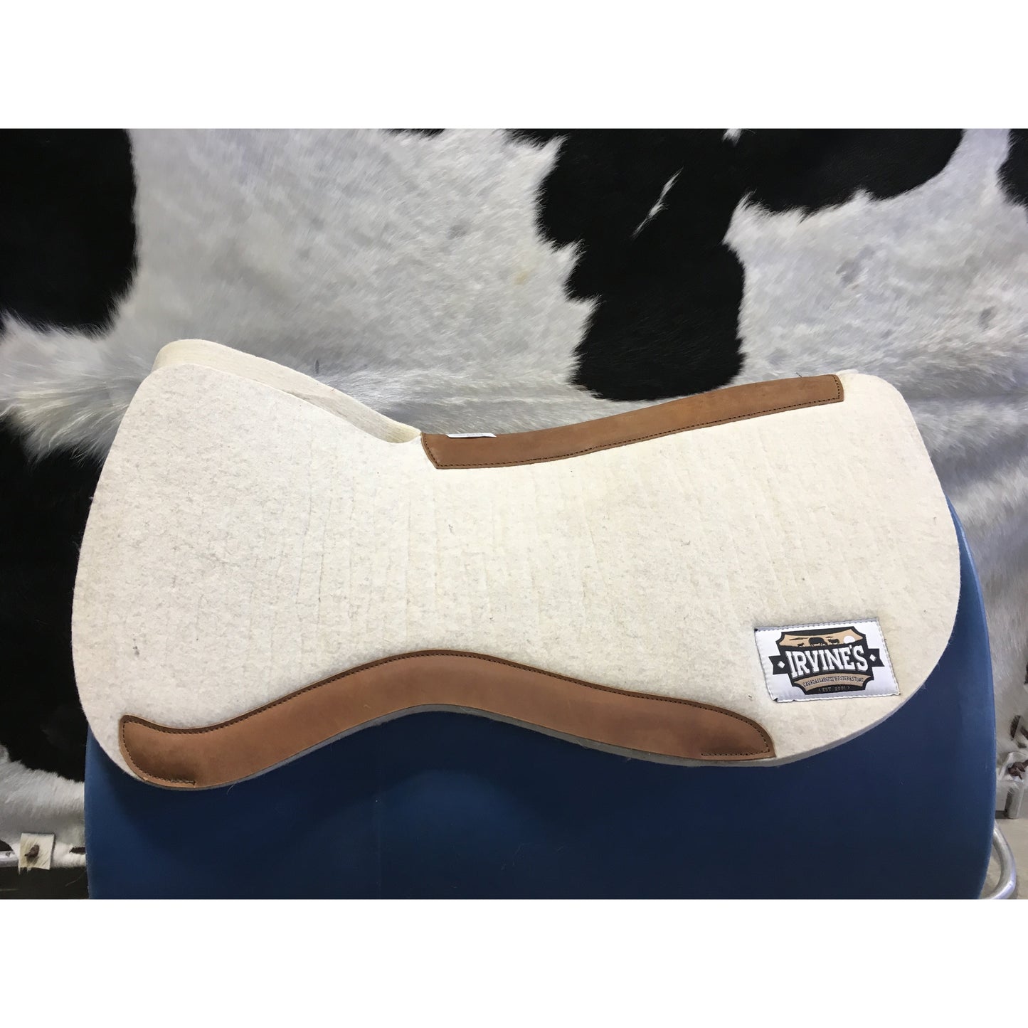Irvine's Front Open Round  Reiner Contoured 1" Wool Felt Pad w/ Wear Leather 31"X31"
